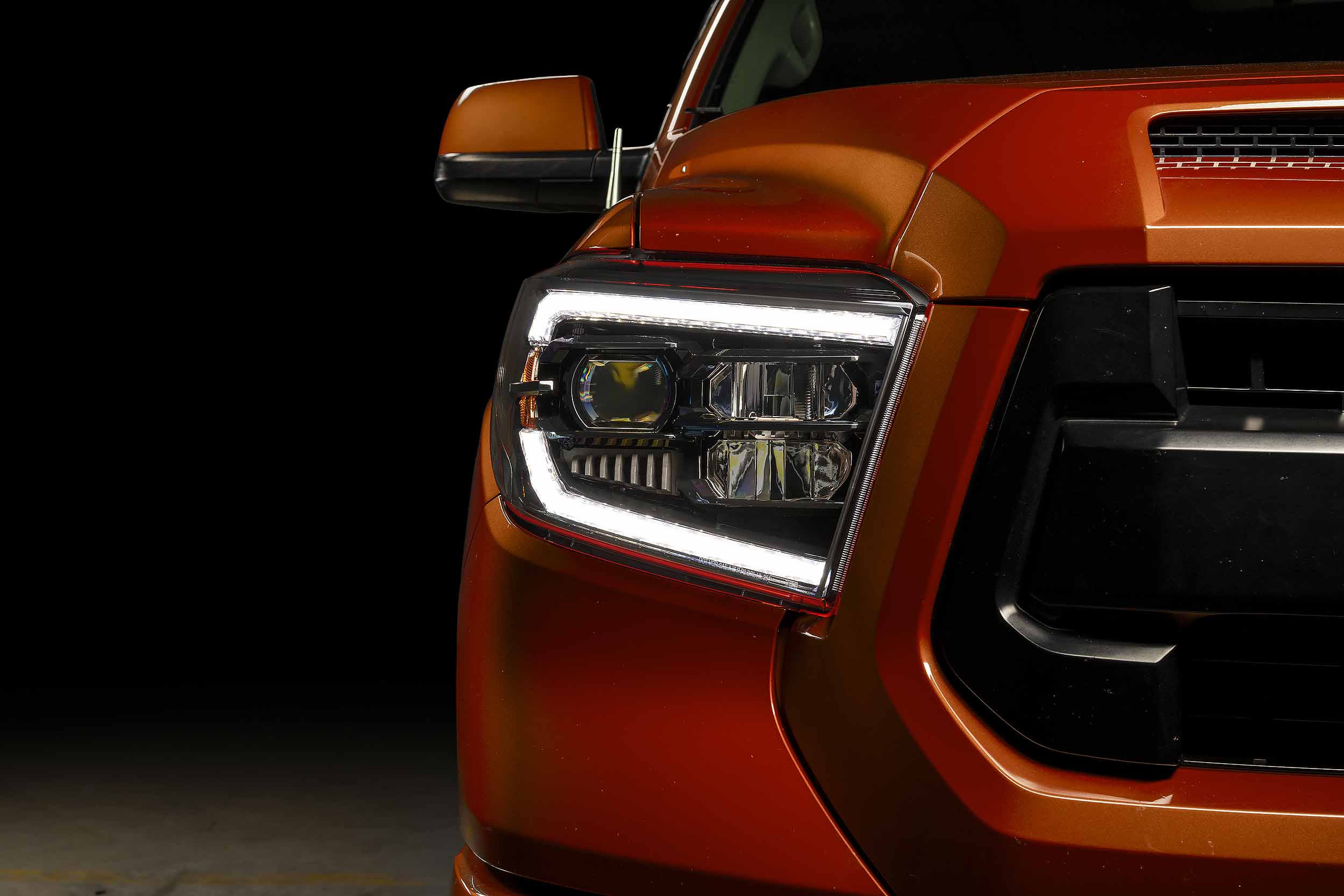 LF2-532Y | 14-21 Toyota Tundra XB Evo Hybrid LED Headlights